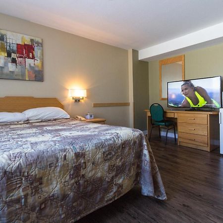 רד לייק Howey Bay Motel מראה חיצוני תמונה